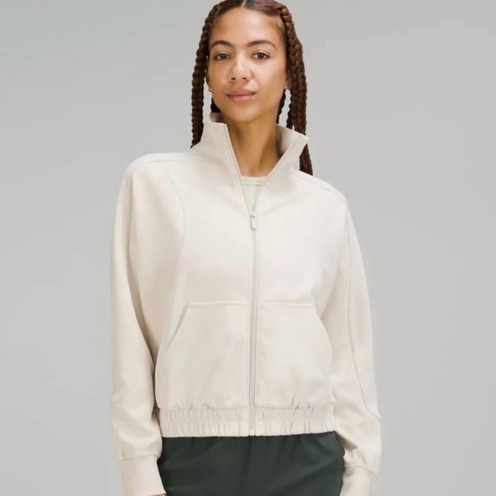 Lululemon Softstreme Full Zip in Natural